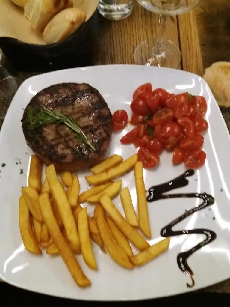 Viviano Laisa_Sud_Comiso_review