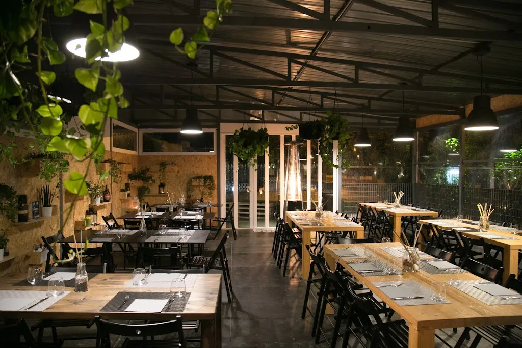 IL CARPACCIO Cucina, Vini & Pizza restaurant in Comiso