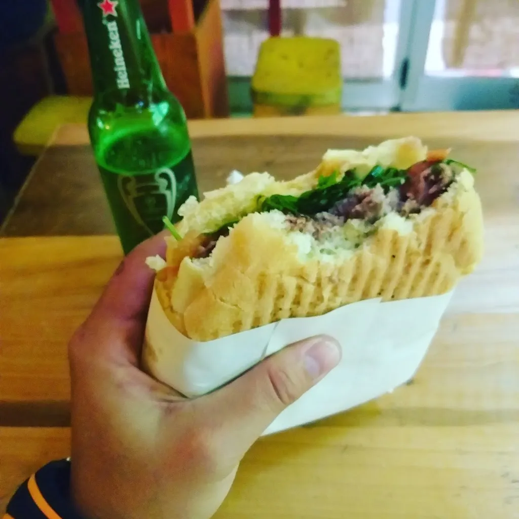 Ronald Spataro_Quiero Mas_Comiso_review