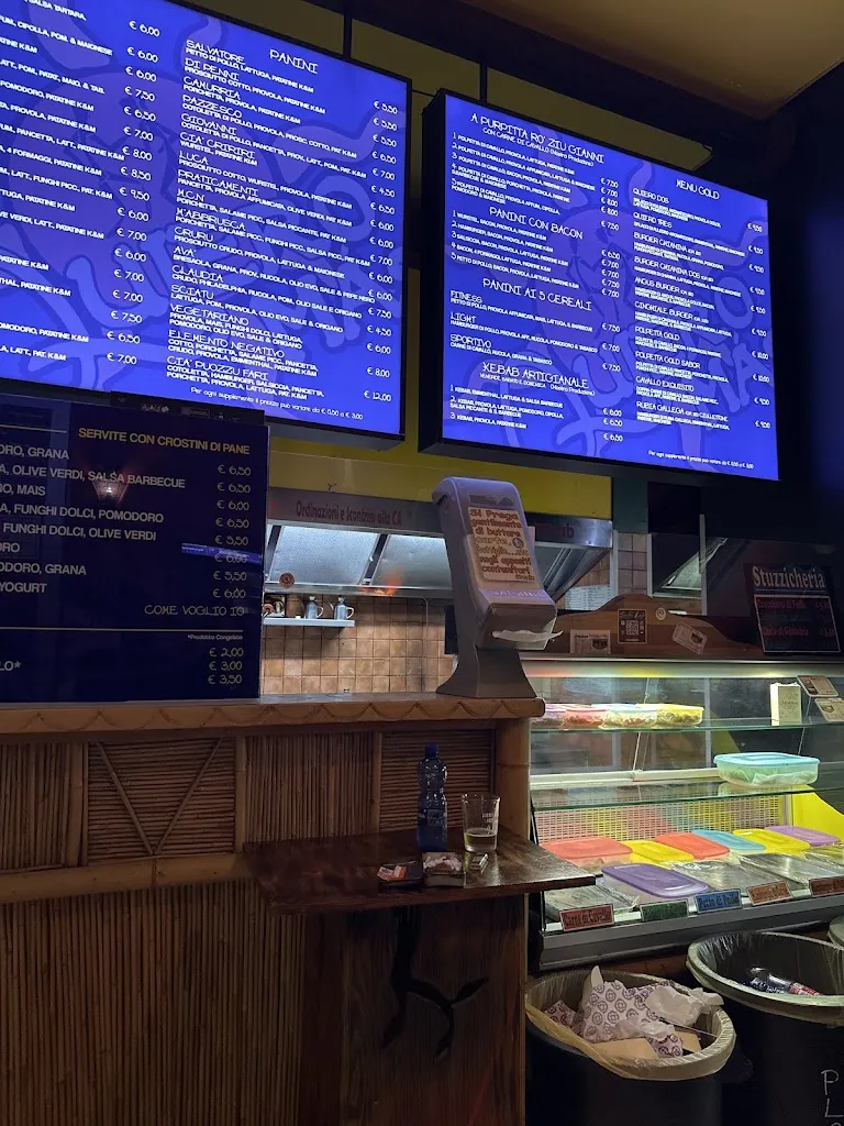 Damiano Cassibba_Quiero Mas_Comiso_review