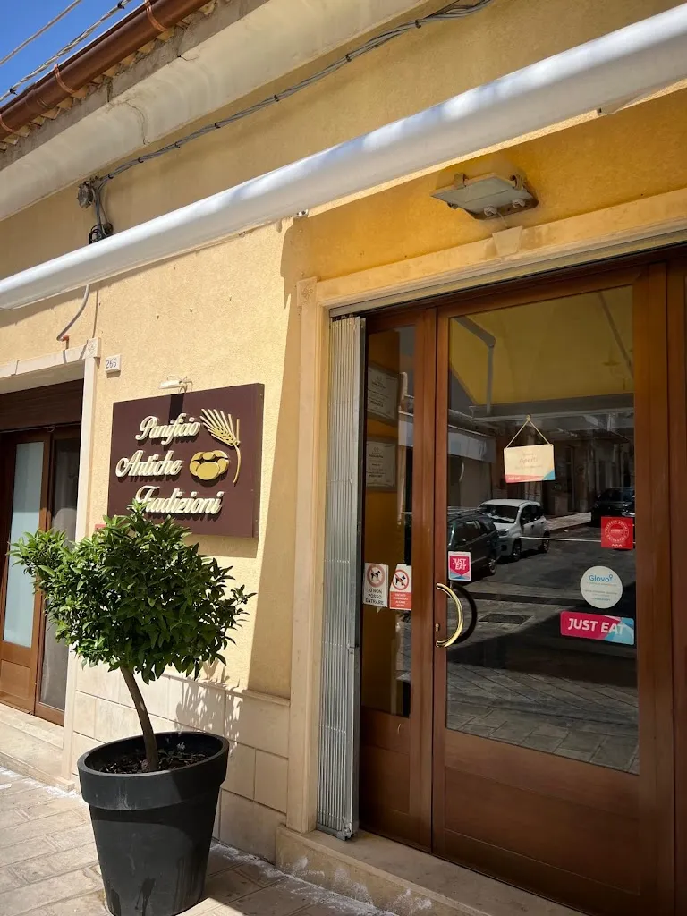 Panificio "Antiche Tradizione" Comiso restaurant in Comiso