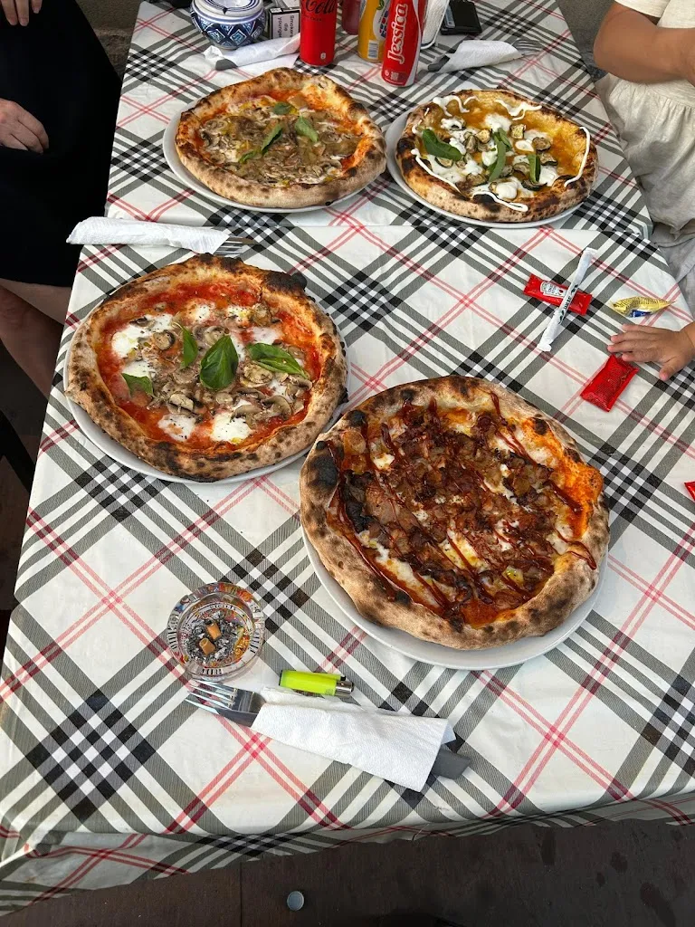 La Chance Pizzeria Kebab_Comiso_slider_image_3