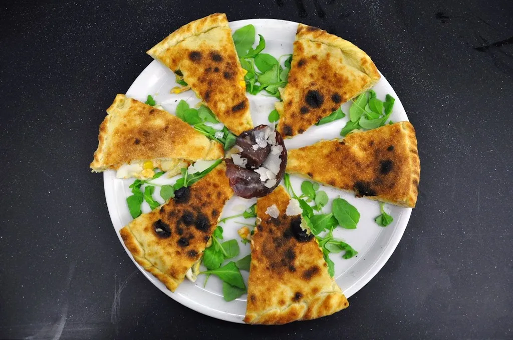 Pizzeria Charme_Comiso_slider_image_2