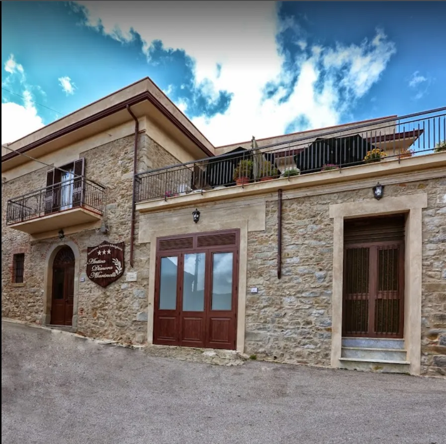 Antica Dimora Marinelli restaurant in Ficarra