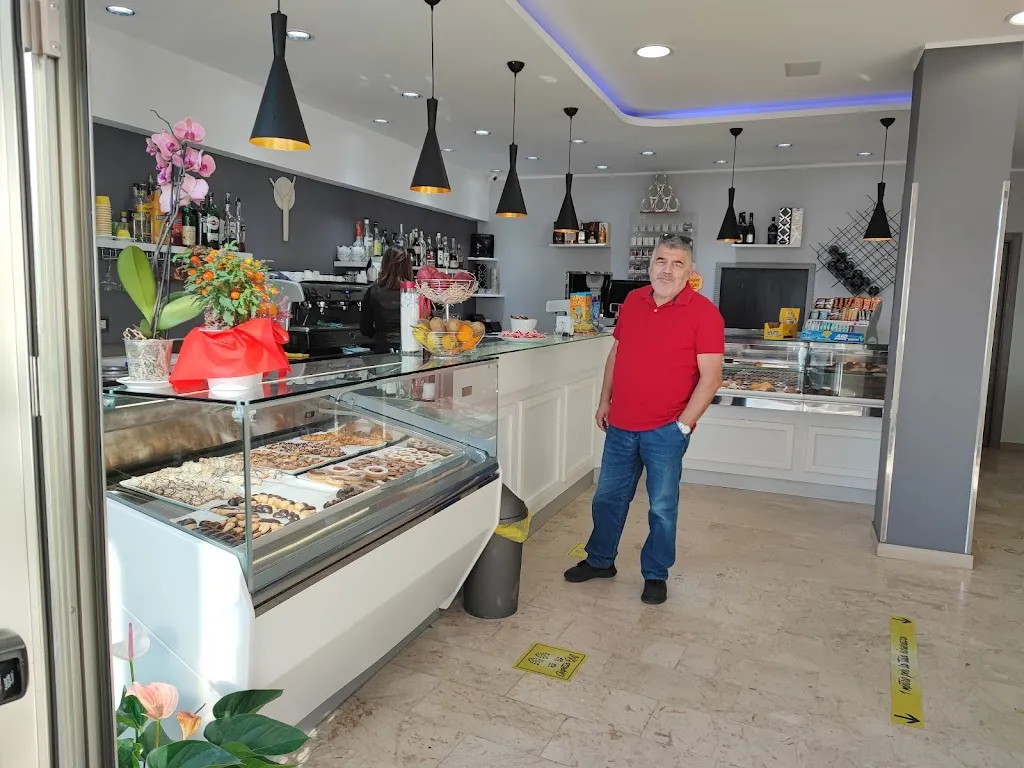 Bar Ritrovo Anna_Faro Superiore_slider_image_3