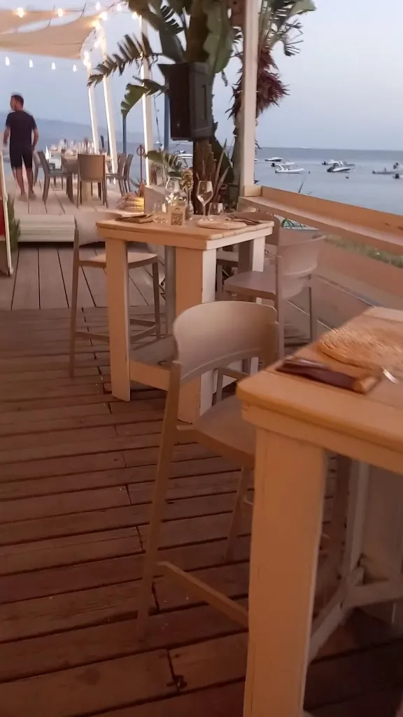 Arturo Marabello_Sulla Rotta di Ulisse | Restaurant - Nautical Lounge_Faro Superiore_review