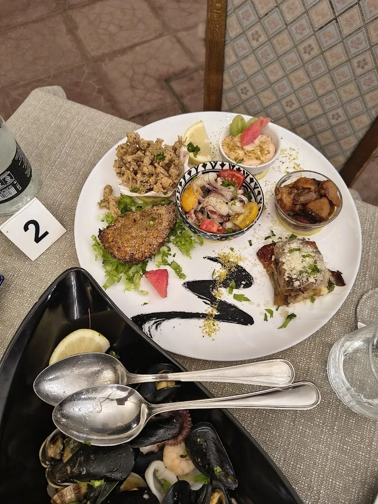 Alberto e i suoi sapori E' Anselmo_Faro Superiore_slider_image_3