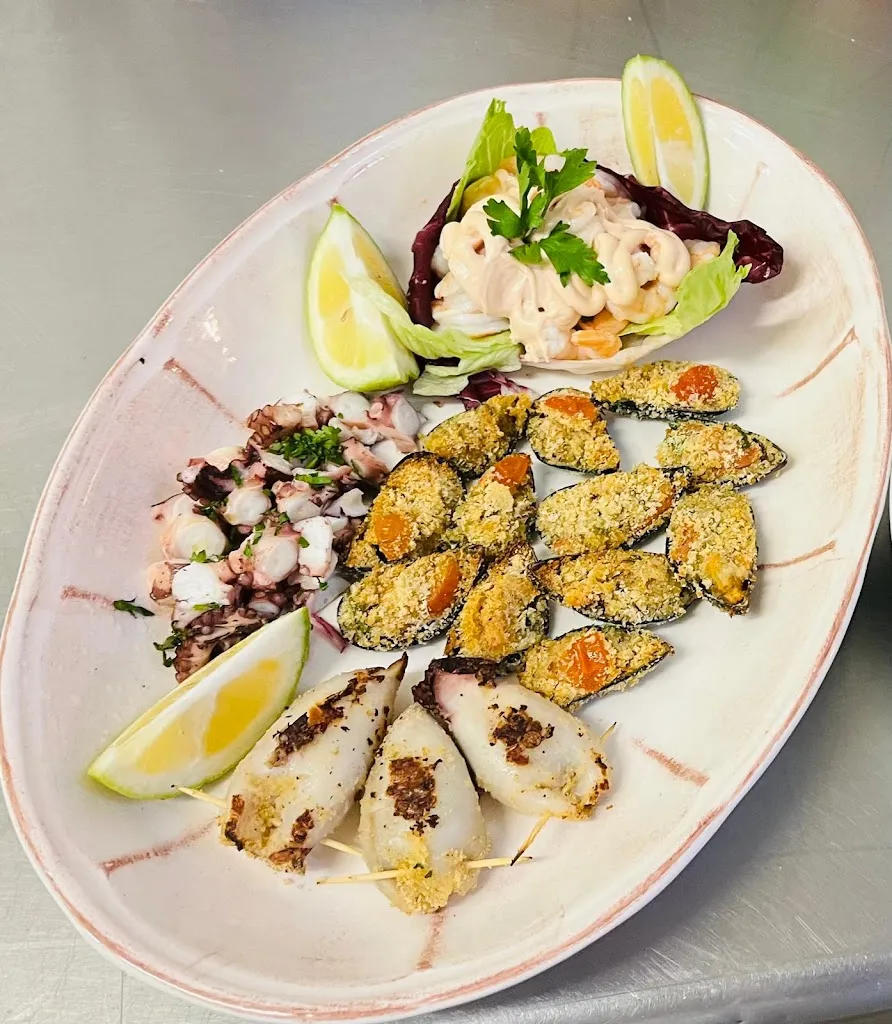 Ristorante Grill House_Faro Superiore_slider_image_3