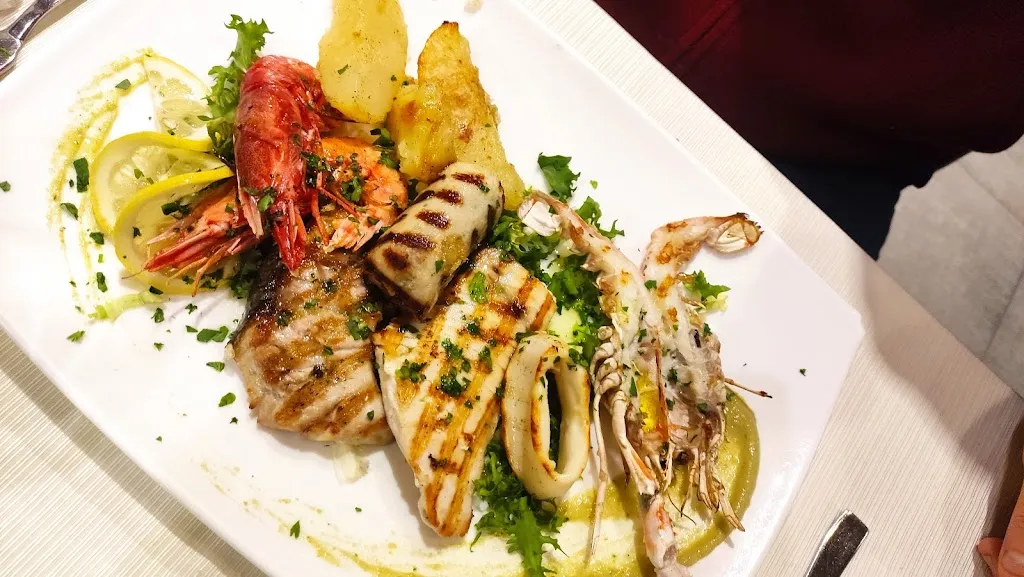 Menu_Ristorante LaTerrazza_Faro Superiore_image_9