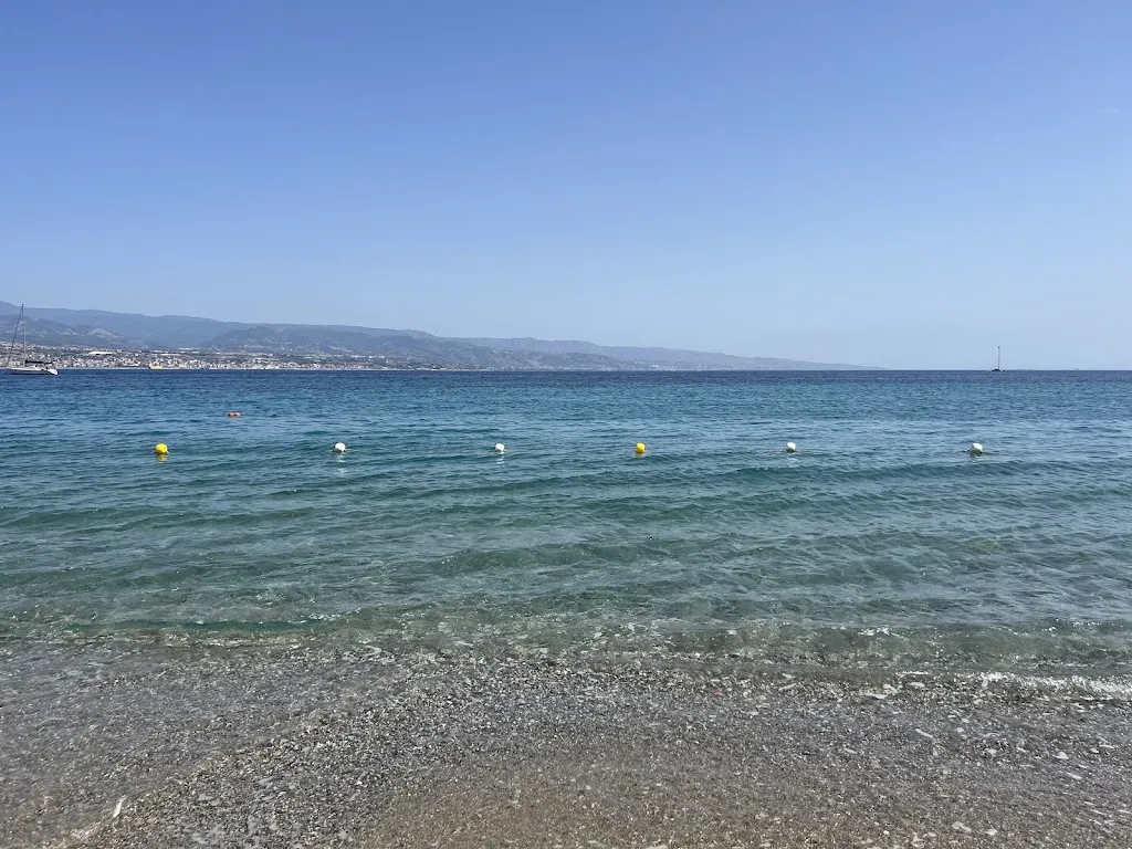 jessica Echenique_Blanco Beach Club_Faro Superiore_review