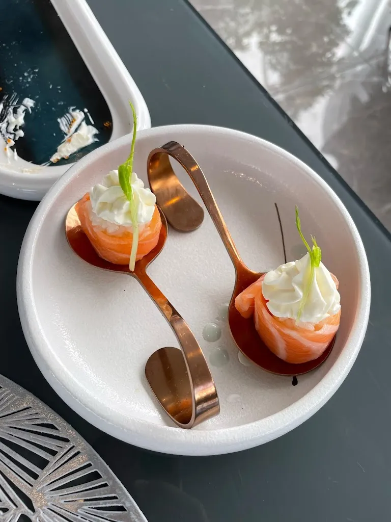 Phoebe Hoag_Sushifa Messina Asian Restaurant_Faro Superiore_review