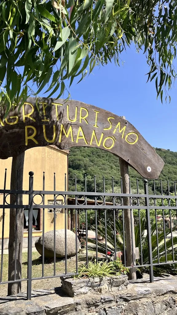 Stellario Grippa_Agriturismo Casale Rumanò_Fiumedinisi_review