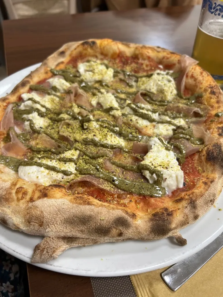 Pizzeria A.C. di Giovanni Famà_Fiumedinisi_slider_image_3