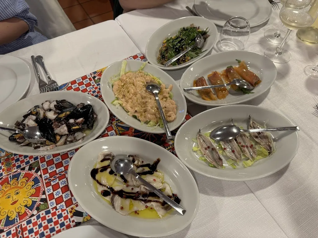 Stefan Monica_Borgo d'Agrò_Forza d'Agrò_review