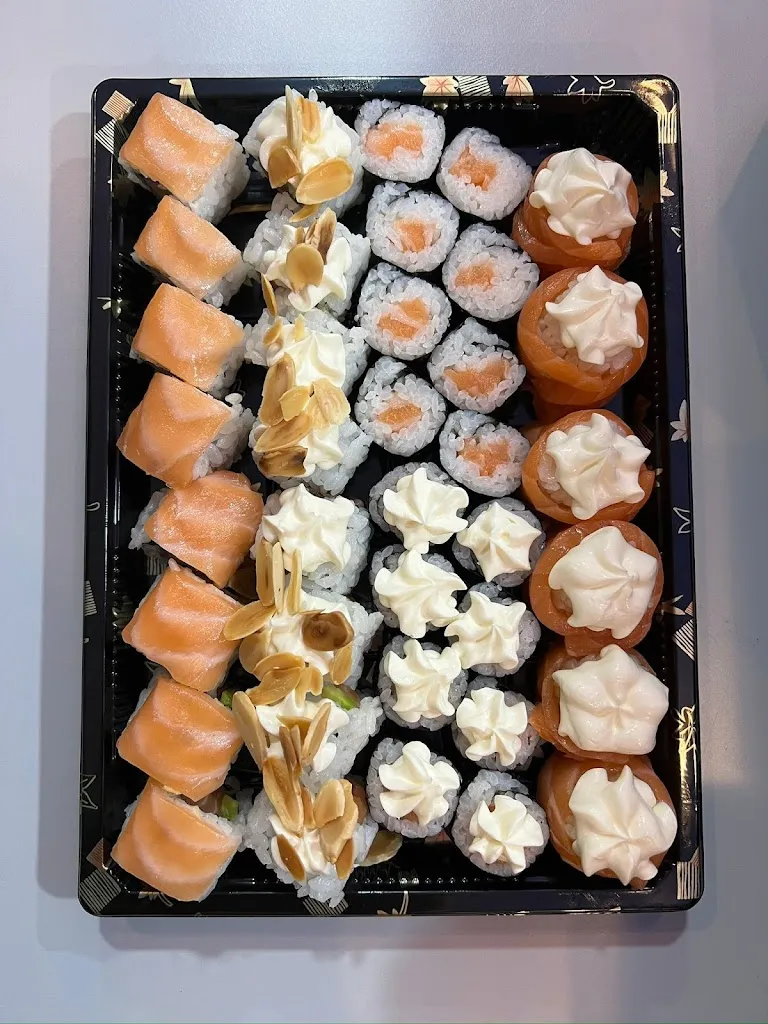 Take Sushi_Ficarazzi_slider_image_2