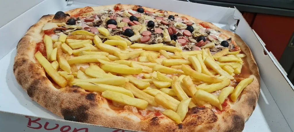 The king of pizza and pollo_Ficarazzi_slider_image_2