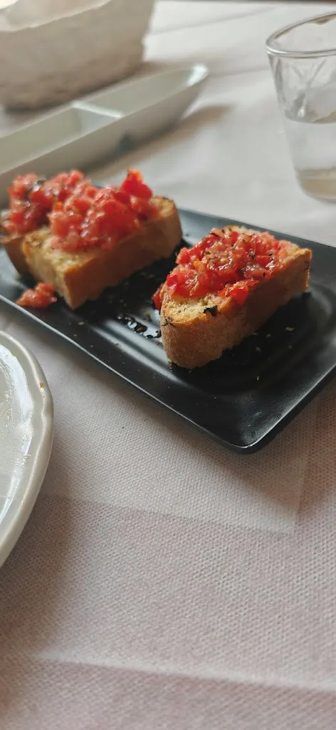 Karl Vella_Ilquadrifoglioblu_Francavilla di Sicilia_review