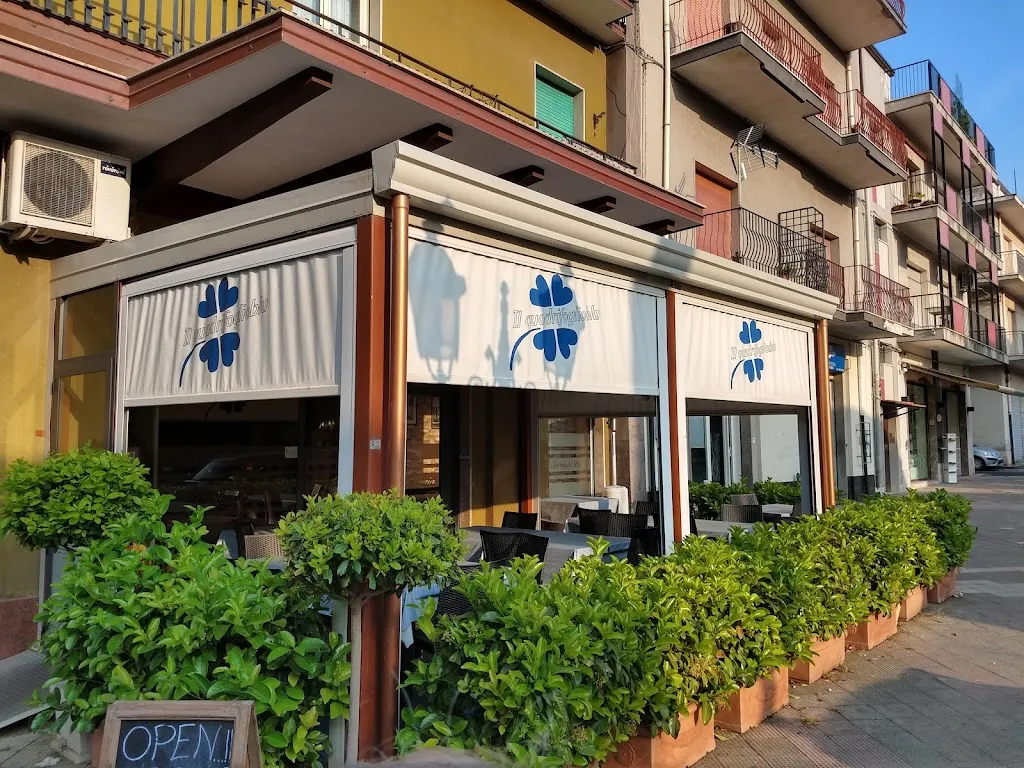 Ilquadrifoglioblu_Francavilla di Sicilia_slider_image_1