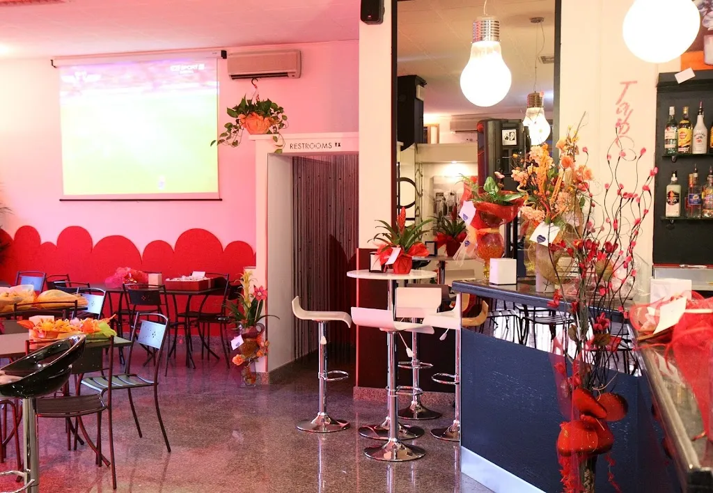 Taboo Bar - Pizzeria - Pub restaurant in Francavilla di Sicilia