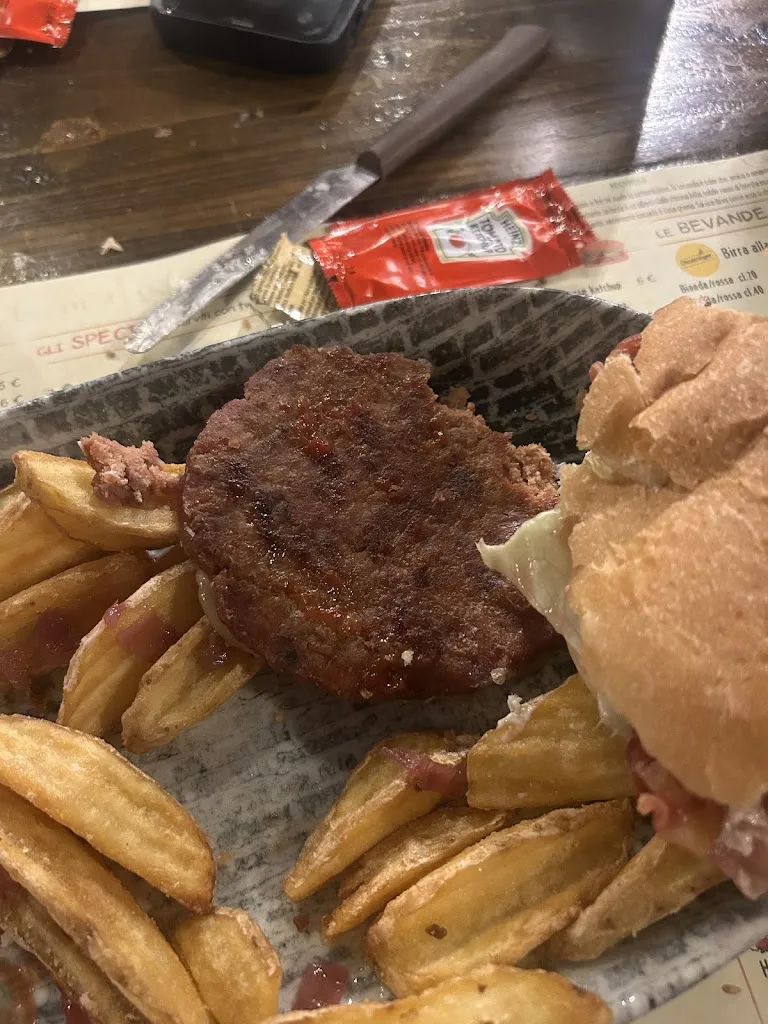 Gazdag Niki_Flumen Alley_Fiumefreddo Sicilia_review