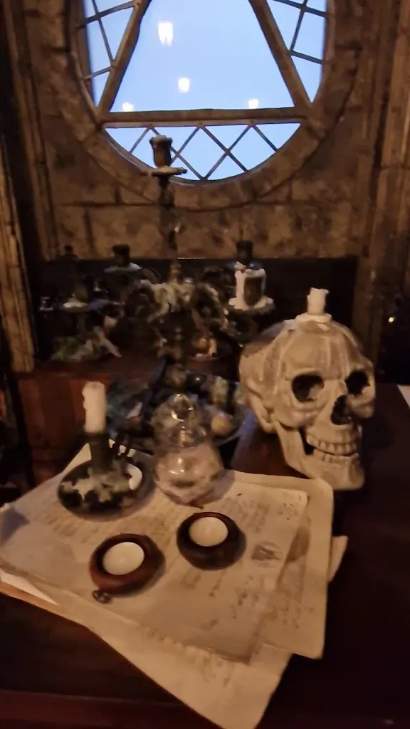 Flumen Alley_Fiumefreddo Sicilia_slider_image_2