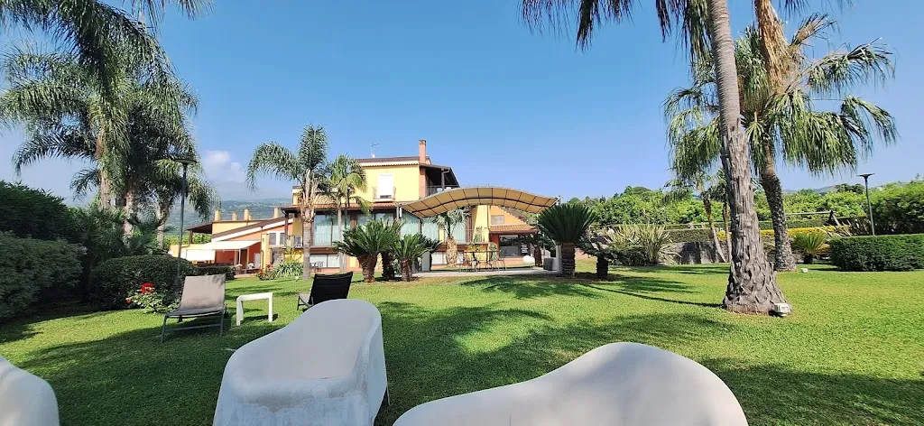 Daniele T._Feudogrande Bio Relais Hotel_Fiumefreddo Sicilia_review