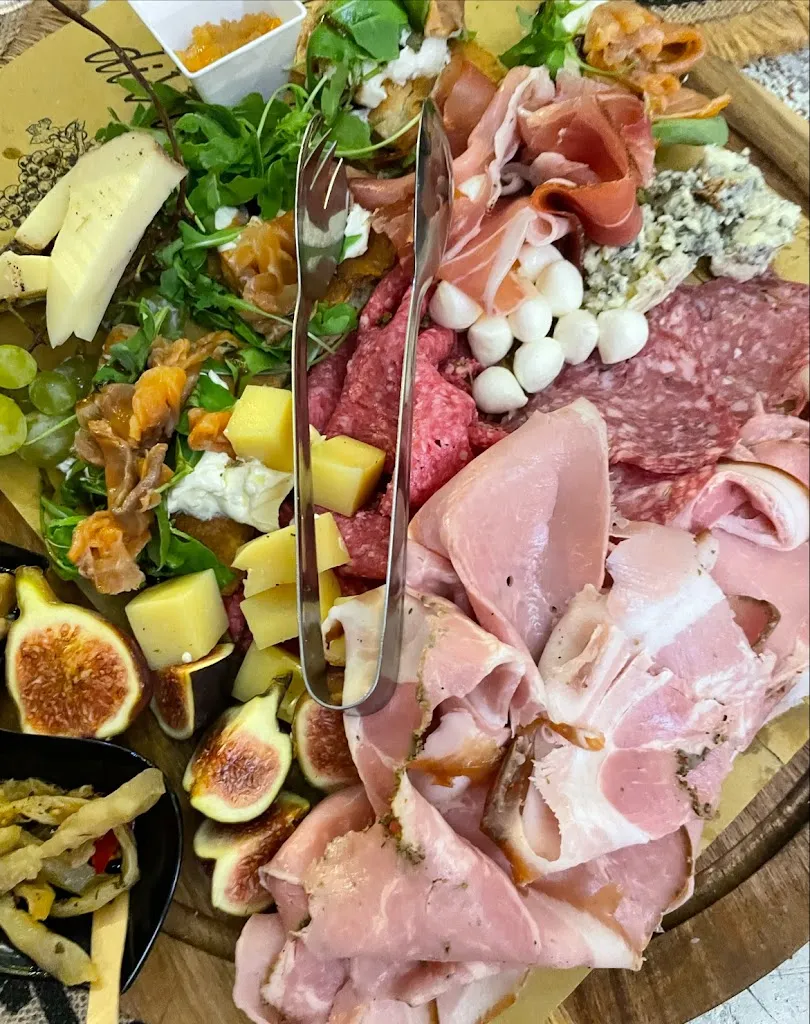 Isolana_Fiumefreddo Sicilia_slider_image_3