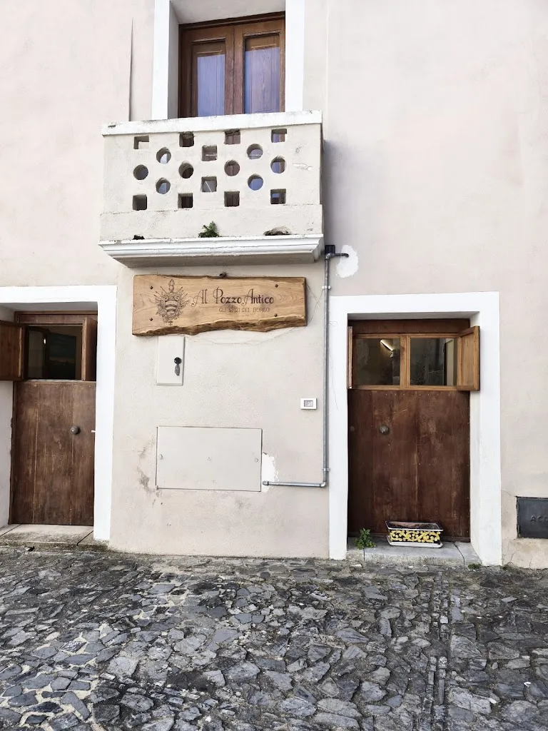 Fabio Pucci_Al Pozzo Antico_Fiumefreddo Sicilia_review