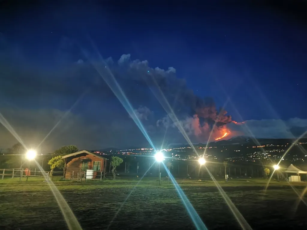 Rebekka Schnepper_Oasi Park Garden Club - area sosta camper_Fiumefreddo Sicilia_review