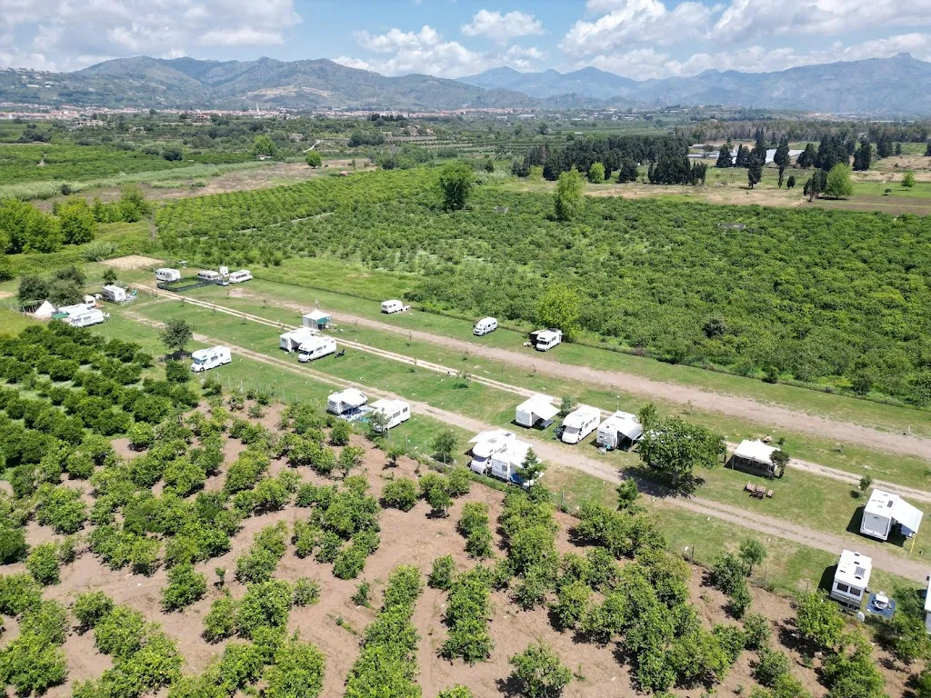 Oasi Park Garden Club - area sosta camper_Fiumefreddo Sicilia_slider_image_1