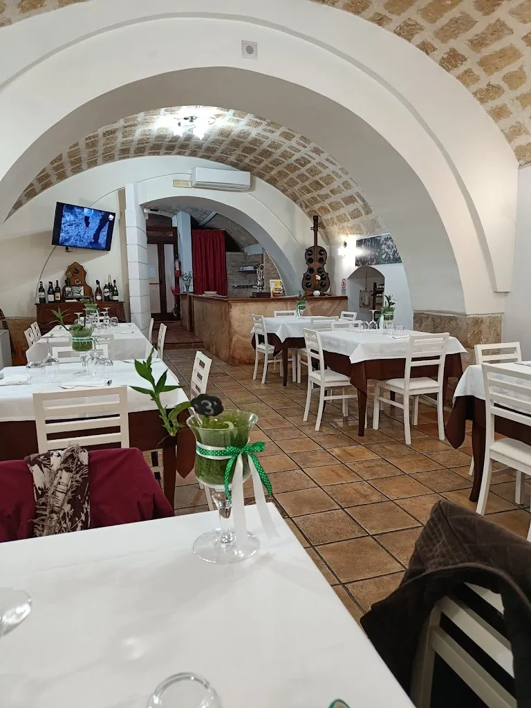 Joep van Roosmalen_EVO - Gravina in Puglia_Gravina in Puglia_review