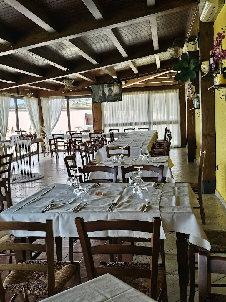 ristorante La Camelia restaurant in Furnari