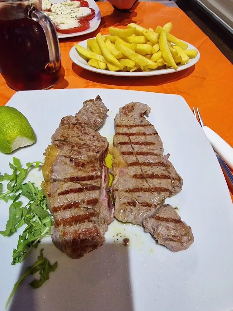 Giampaolo Cortese_Sotto Sopra da Luchino_Furnari_review