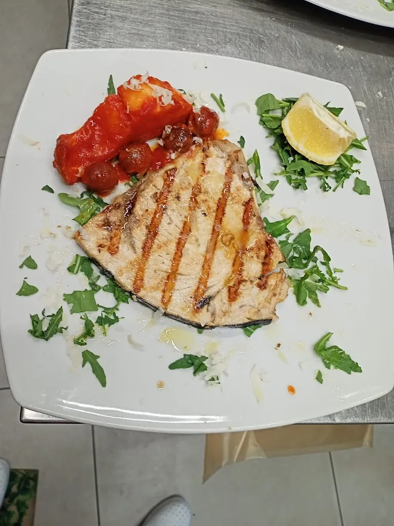 Sotto Sopra da Luchino_Furnari_slider_image_2