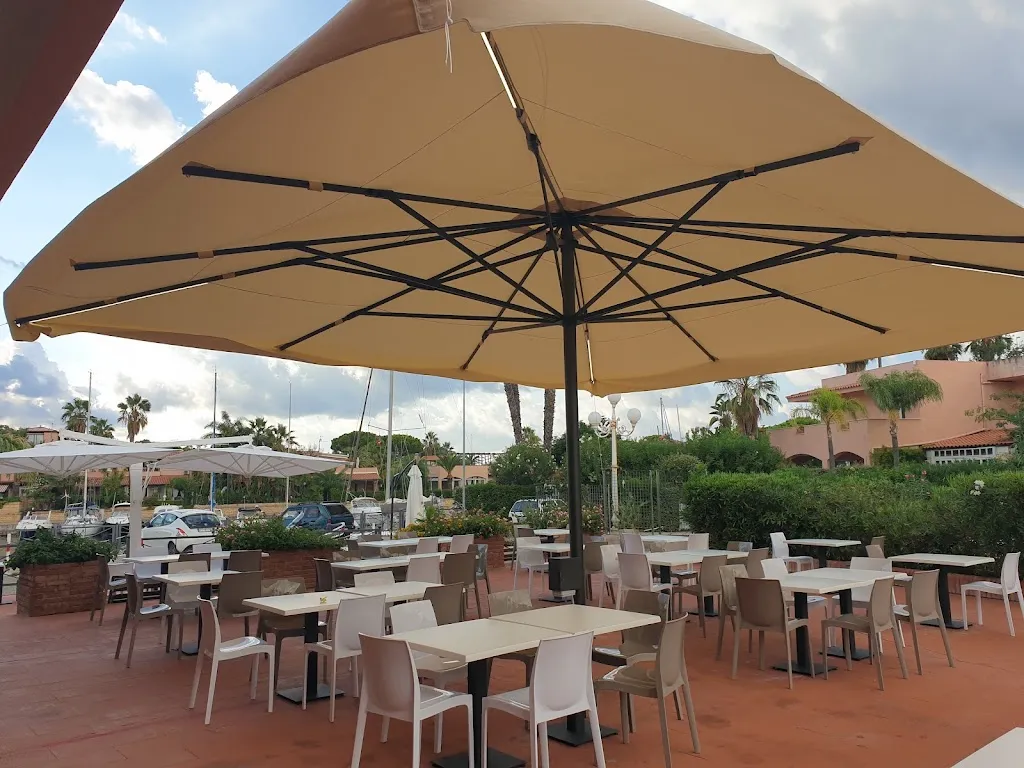 Saro Gugliotta_Zammù_Furnari_review