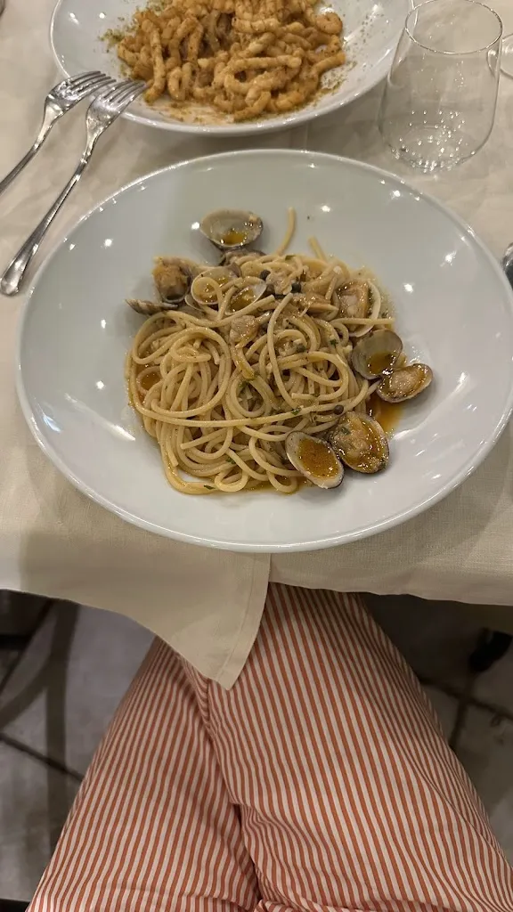 Valeriya Aksenova_Ristorante Pizzeria La Conchiglia dal 1977_Furnari_recensione