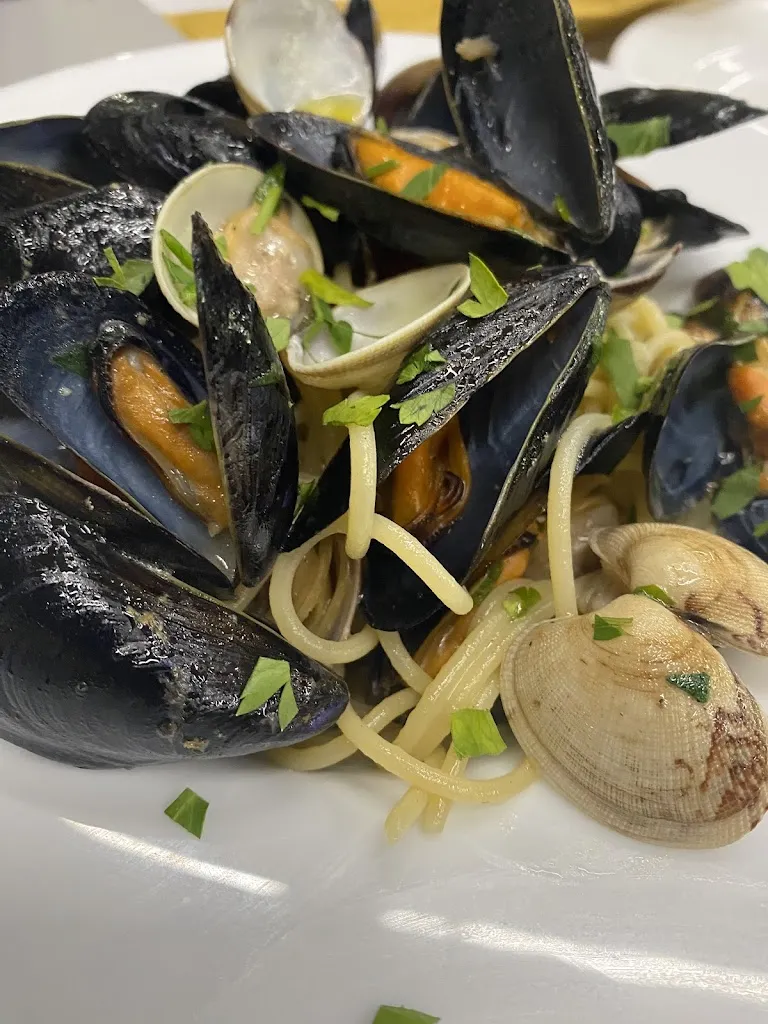 Stefano Capoeira_RICOMINCIO DA 3_Furnari_review