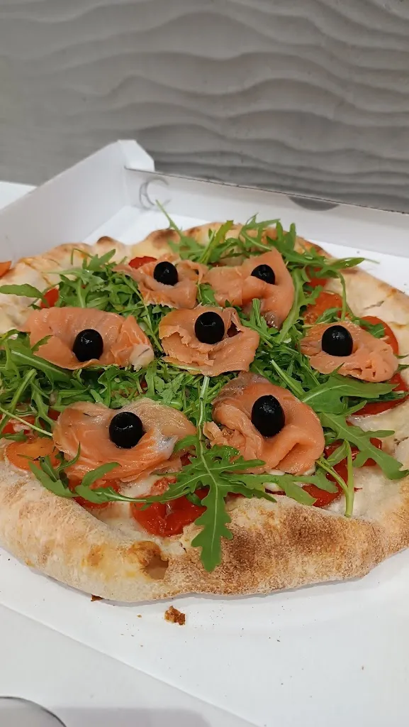 Menu_The Queen_Furnari_immagine_4