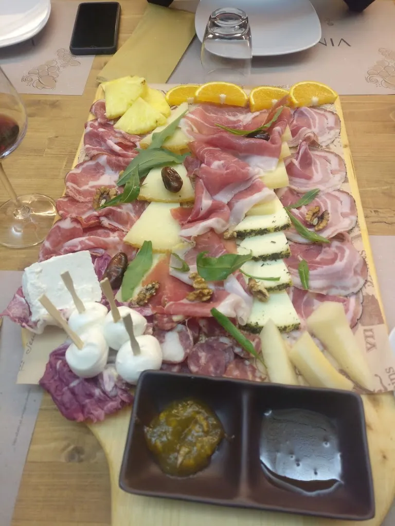 Menu_Vin'Borgo_Gravina in Puglia_image_3