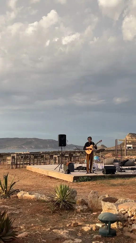 Sydney L._Cibo Chiacchiere e Vino_Favignana_review