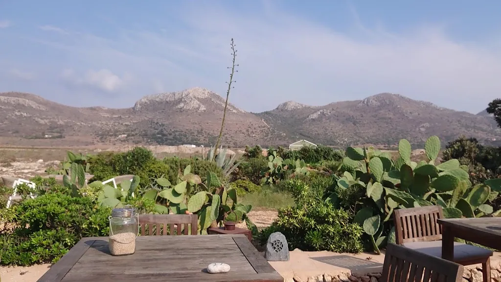 Cibo Chiacchiere e Vino_Favignana_slider_image_2