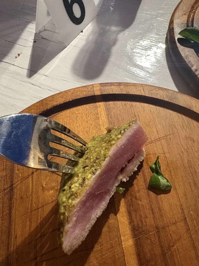 Eduards Bozotovs_Cala Cala Sicilian Pokè_Favignana_review