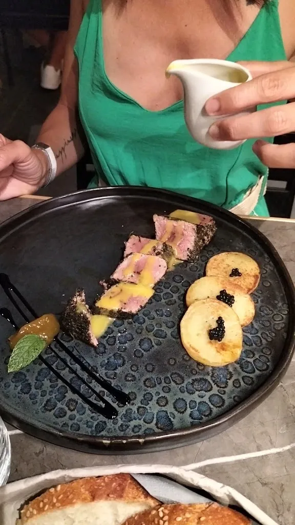 Scaliddre Ristorante Siciliano_Favignana_slider_image_2