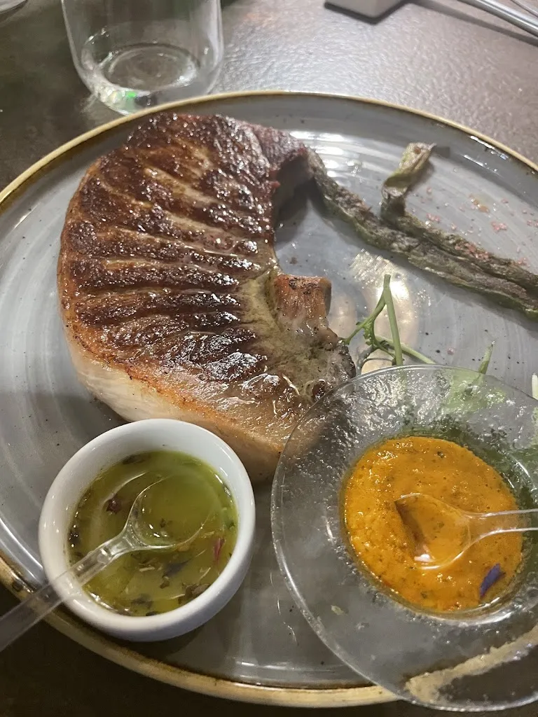 Etienne_Ammukka_Favignana_review