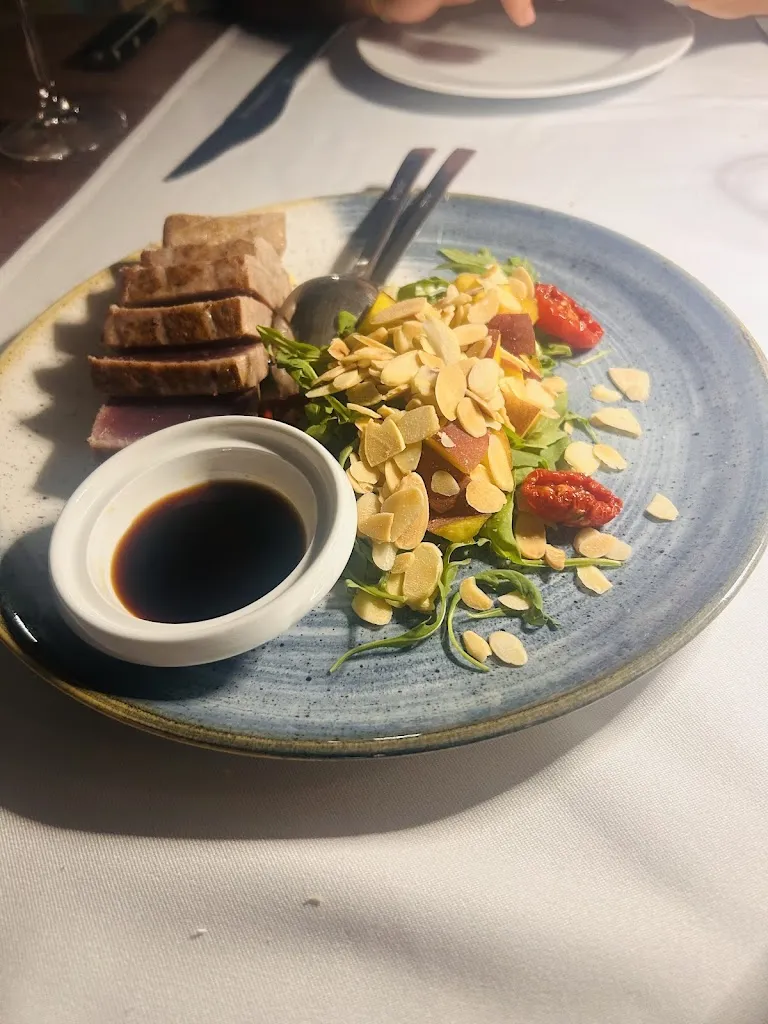 Luigi Ferlisi_Cave Bianche Restaurant_Favignana_review