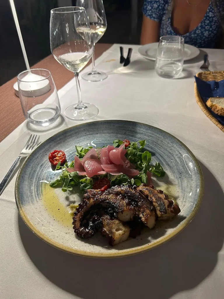 Cave Bianche Restaurant restaurant in Favignana