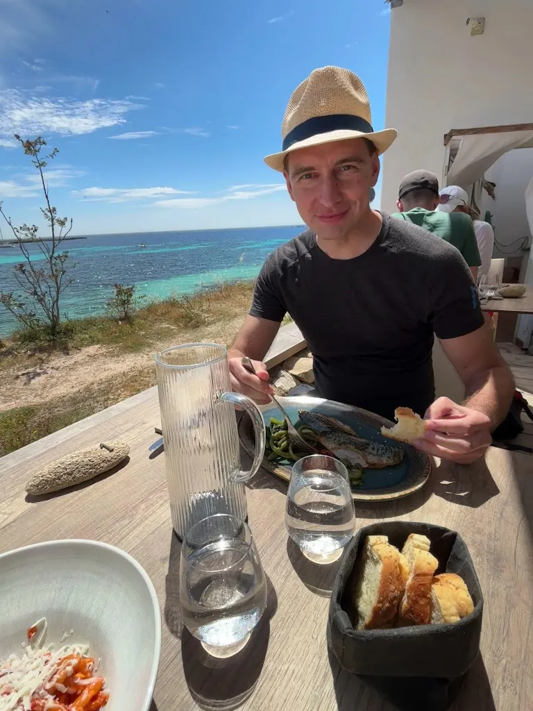 RISTORANTE isola - MANGIÀRI_Favignana_slider_image_2