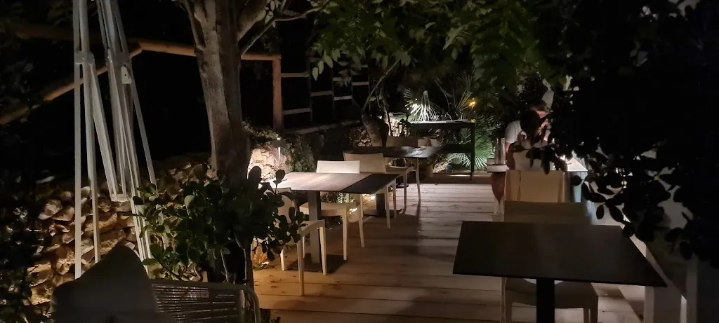 RISTORANTE isola - MANGIÀRI_Favignana_slider_image_3