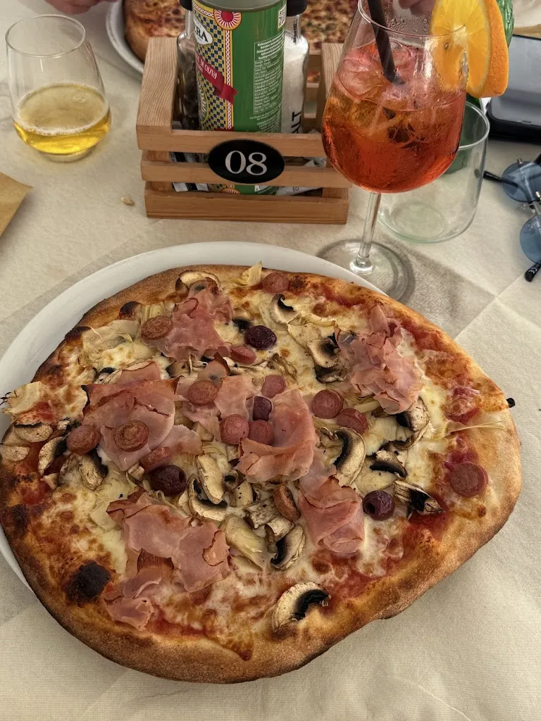 Настя Горішна_Pizzeria Vecchio Stile Favignana_Favignana_review