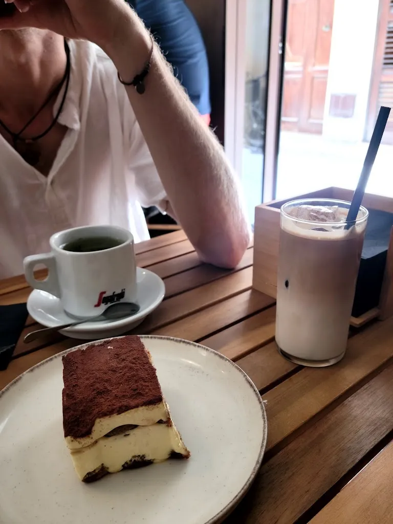 Sae In Lee_Vespucci Lab_Favignana_recensione